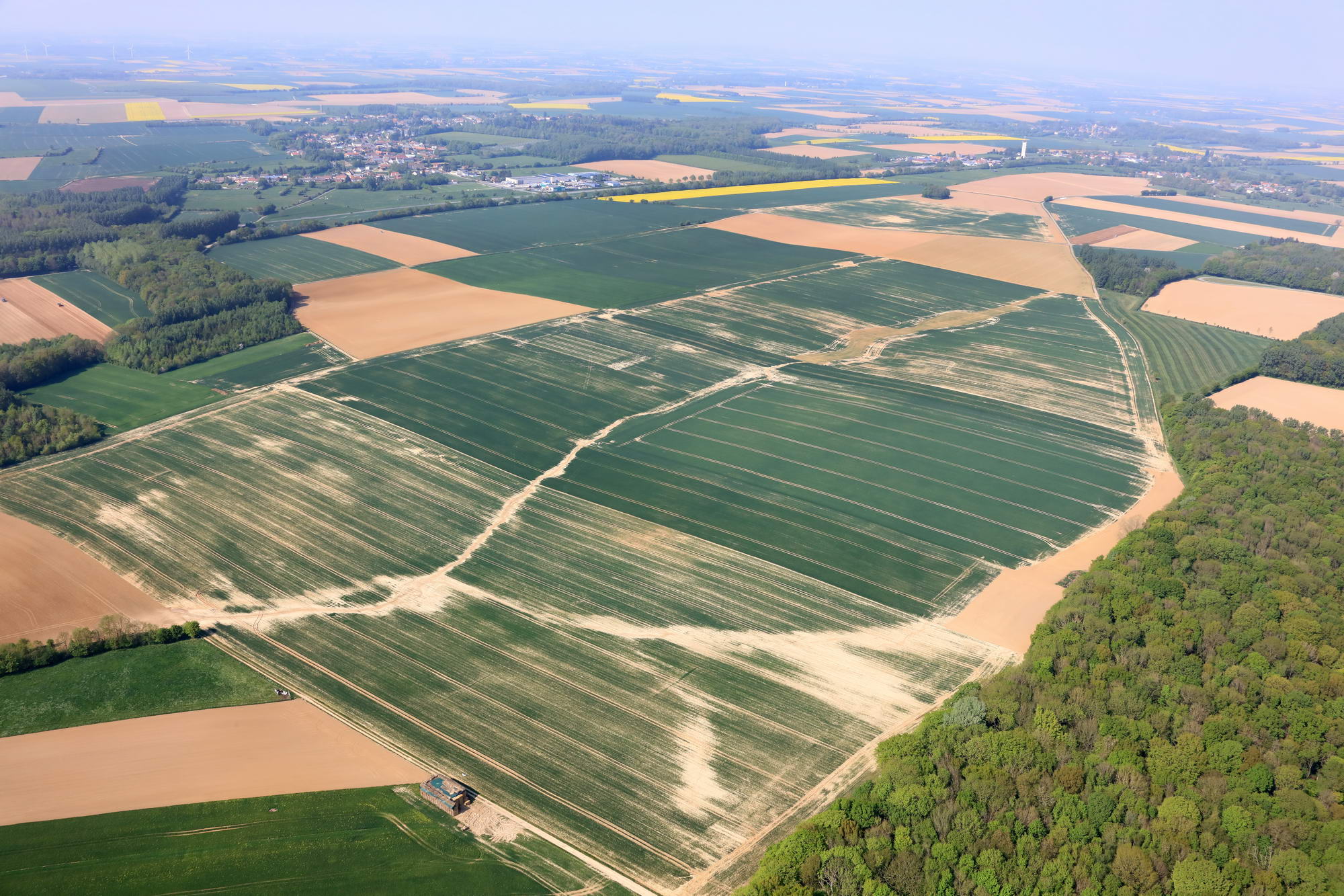 Paysans, du ciel à la terre